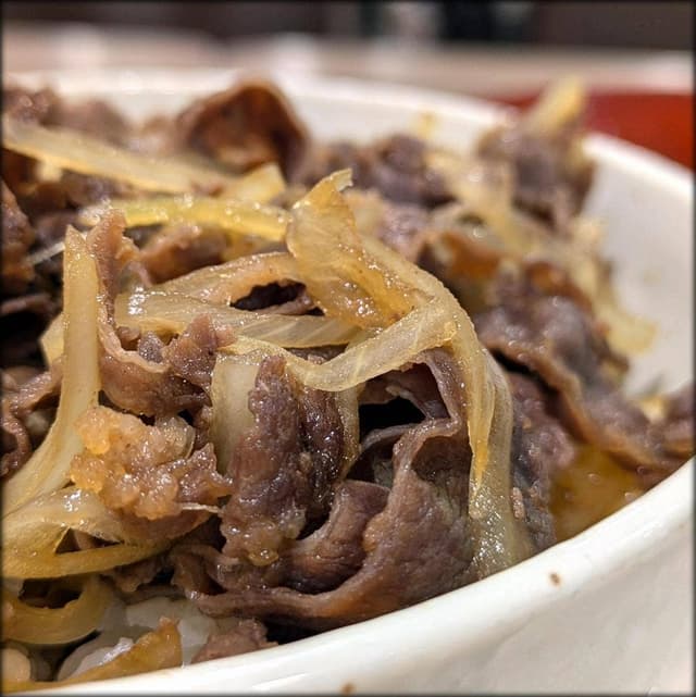 お肉屋さんの定食と丼 岩井畜産 - サブ画像1