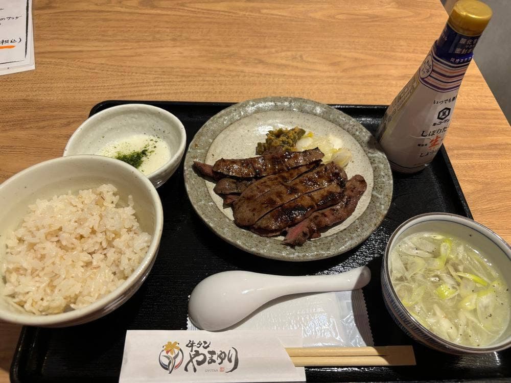 牛タンやまゆり 守谷店