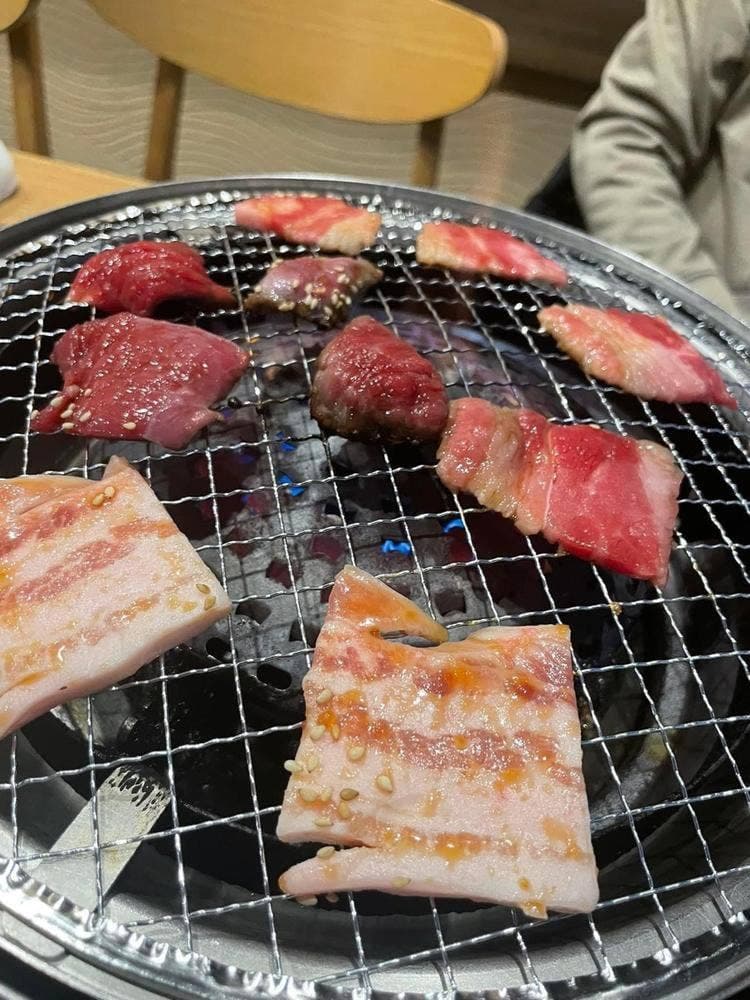 焼肉酒場にっく
