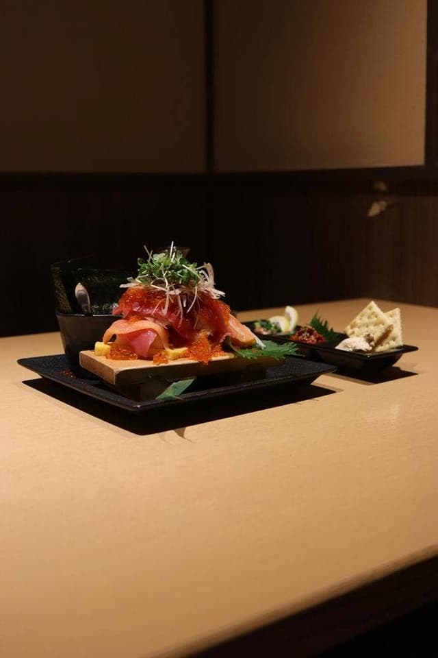 神田のまぐろトラエモン 神田駅前店 - サブ画像1