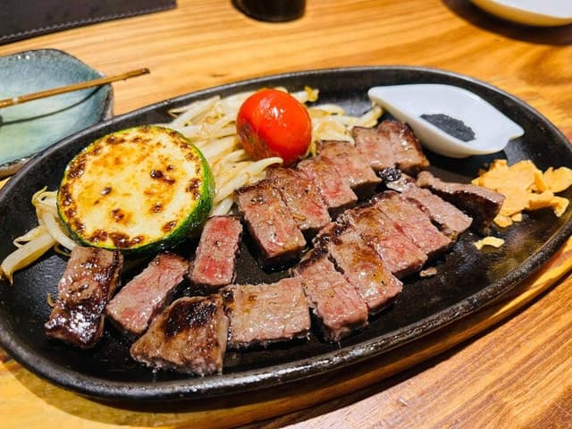 くわ焼・鉄板焼 九志焼亭 大手町店 - サブ画像1