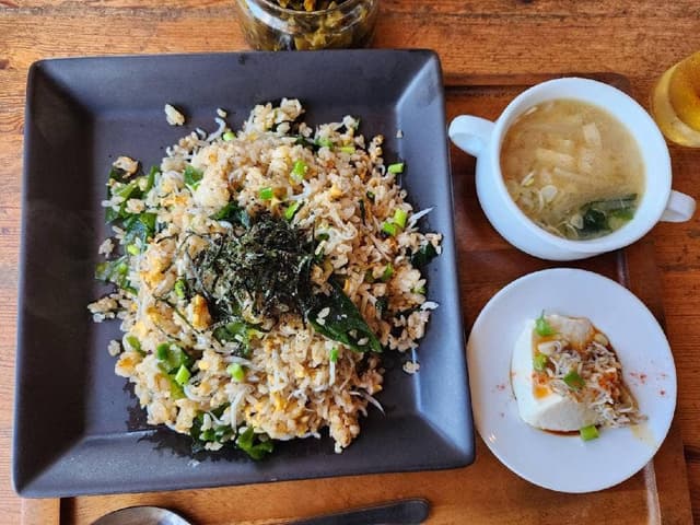 海岸5丁目 seaside dining - サブ画像1