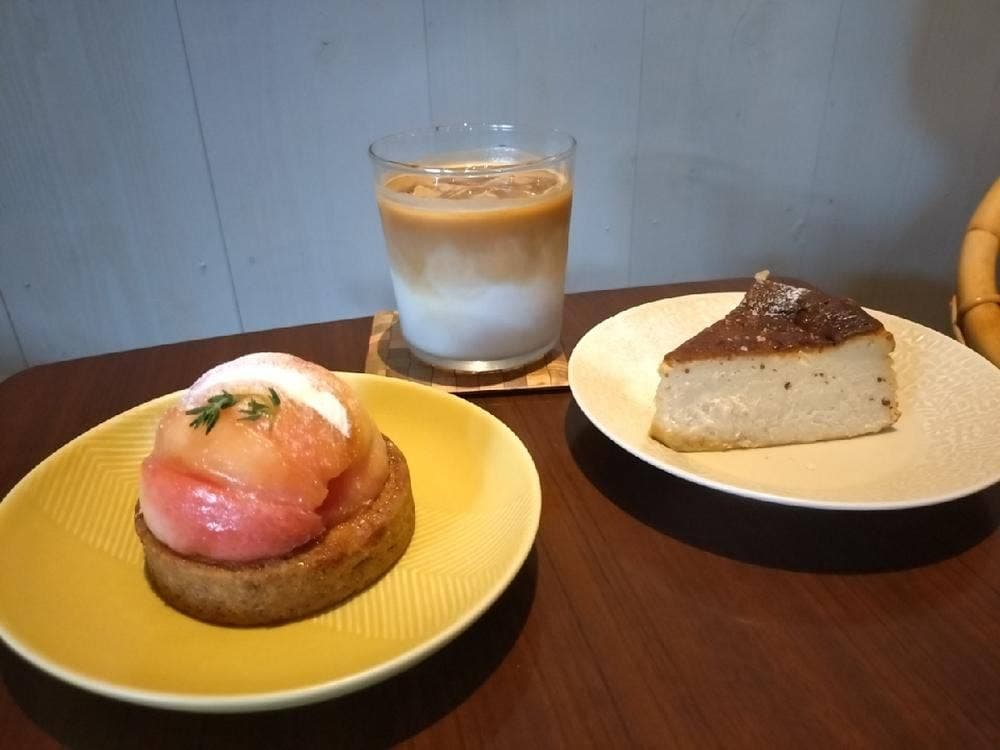 カフェ・ラーチ