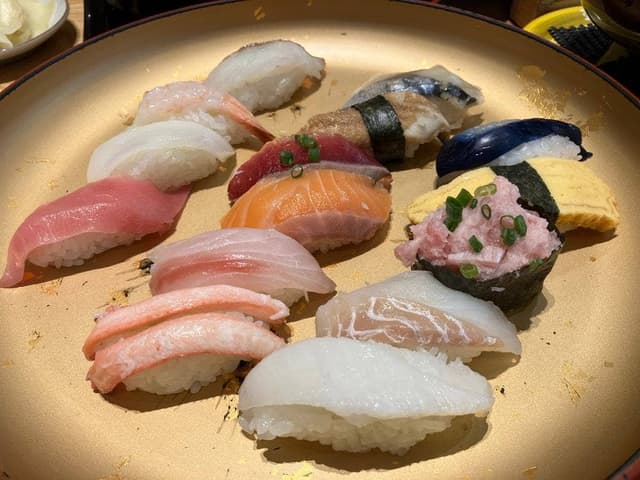 すし食いねぇ！小松沖店 - サブ画像1