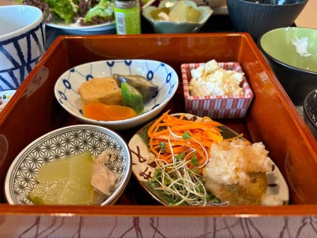 わっぱ飯 たつ吉 内牧店 - サブ画像1