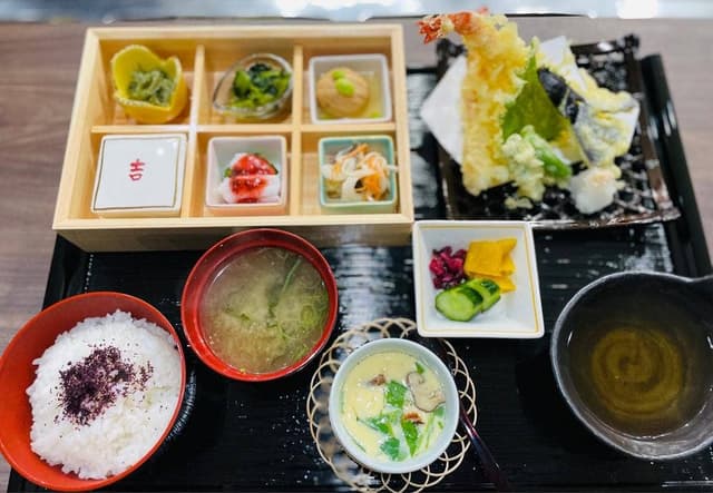 和DINING PLACE花利休 - サブ画像1