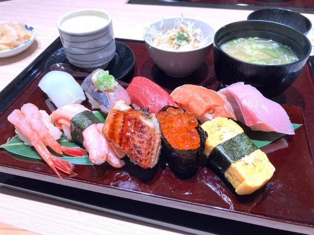 海天すし 小松南店 - サブ画像3