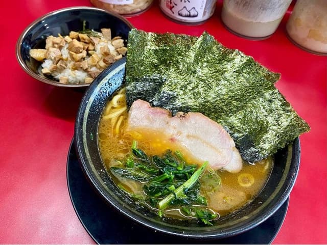 家系ラーメン 王道家 本店 - サブ画像2