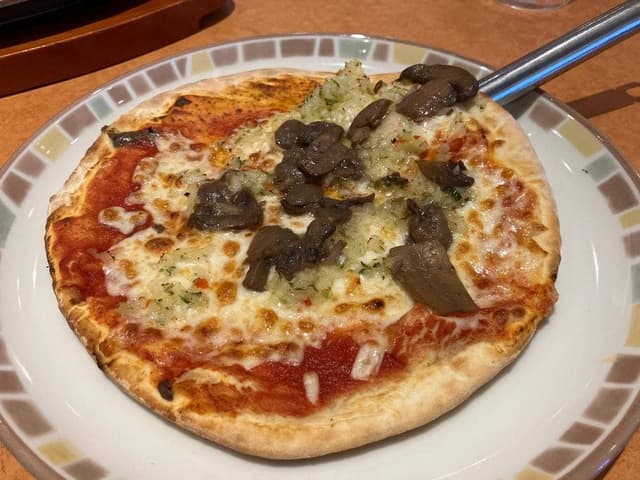 サイゼリヤ イオン加賀の里店 - サブ画像1