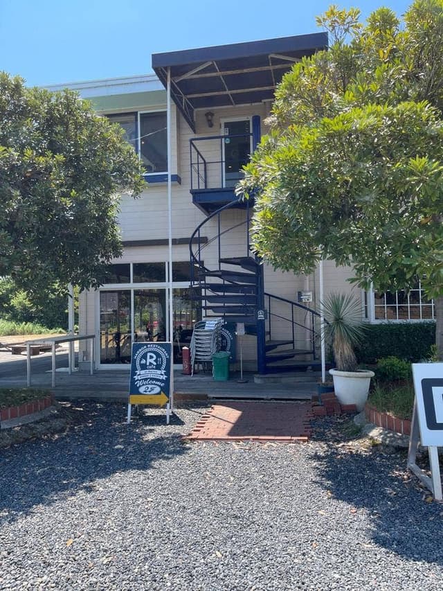 Rcafe at marina - サブ画像3