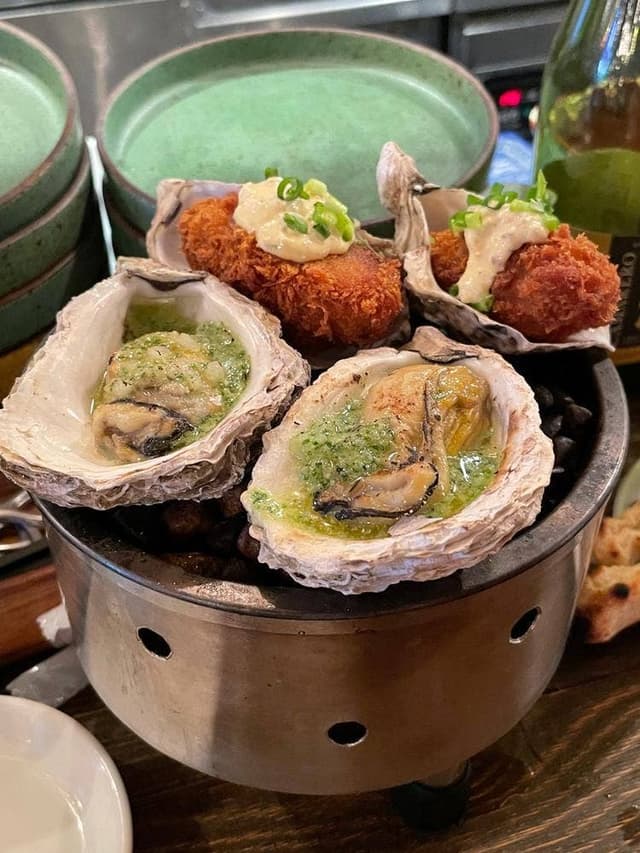 OYSTER & 天ぷら WHARF - サブ画像1