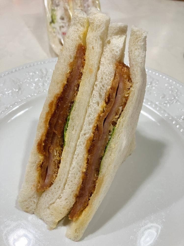 カリーナ