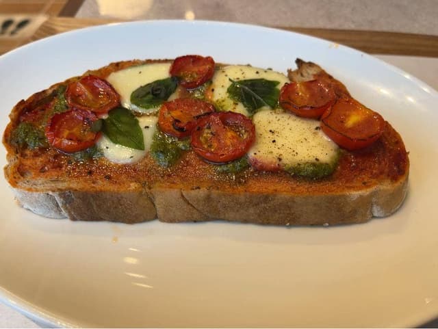 Bread&Coffee IKEDAYAMA 五反田駅前店 - サブ画像3