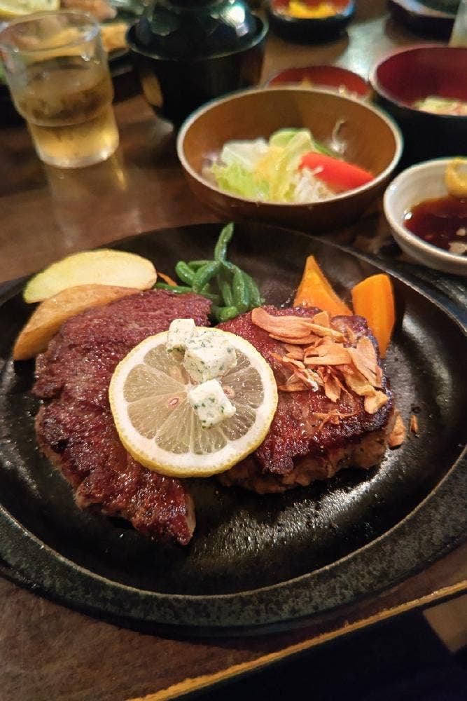 グリル上坂 学園