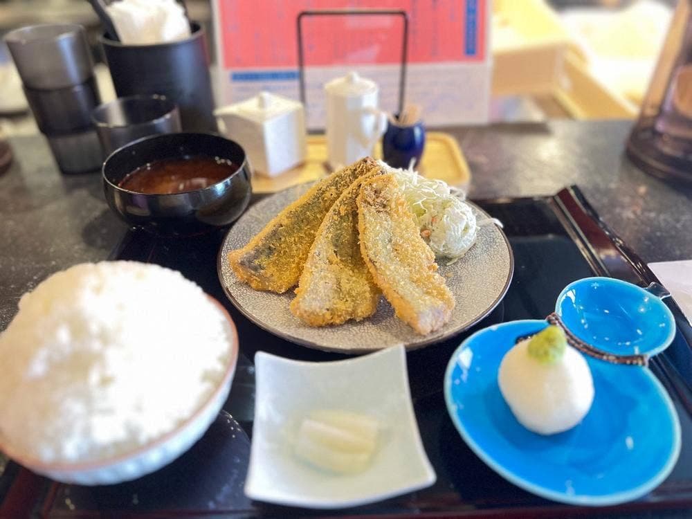 アオザカナニコイヲシタ