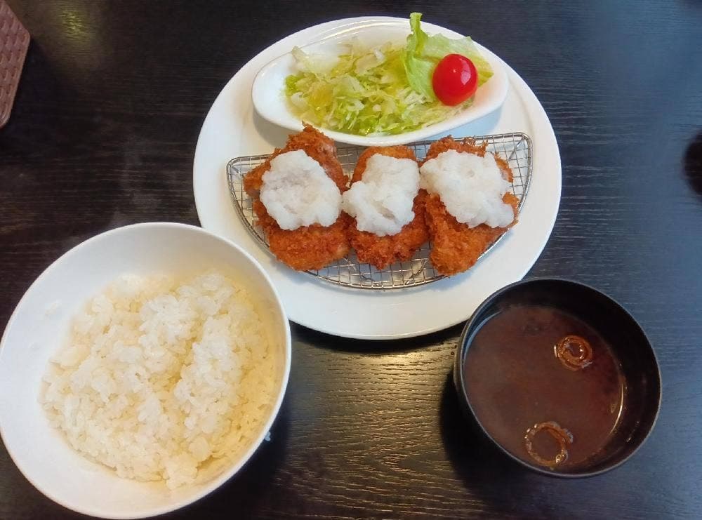 とんかつ とし峰