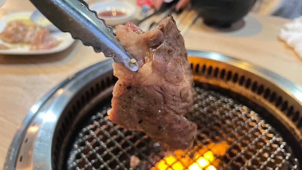 焼肉ホドリ栄町支店