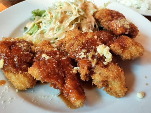 フーターズ銀座 - サブ画像2