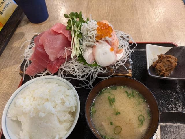 三崎まぐろ 徳多屋 - サブ画像2