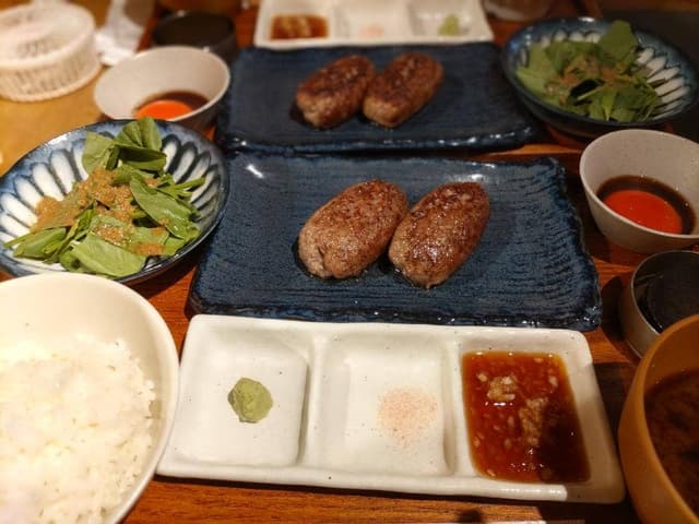 肉の日向屋 - サブ画像1