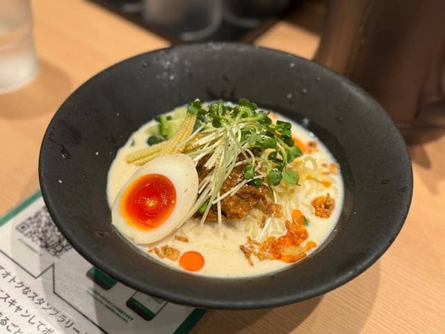 ホルモンラーメン8910白寿 赤坂店 - サブ画像3
