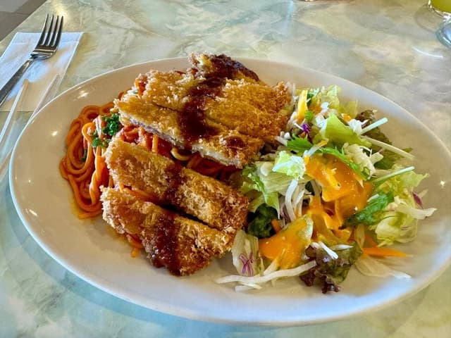 マルカンビル 大食堂 - サブ画像2