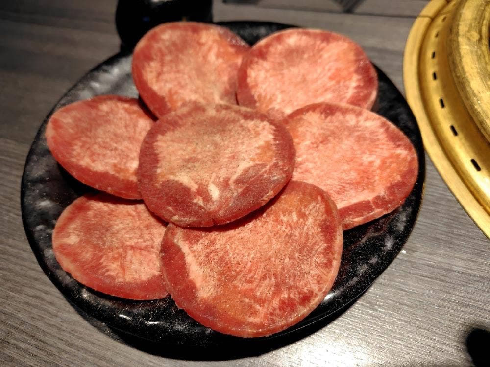 焼肉白頭山 稲場店