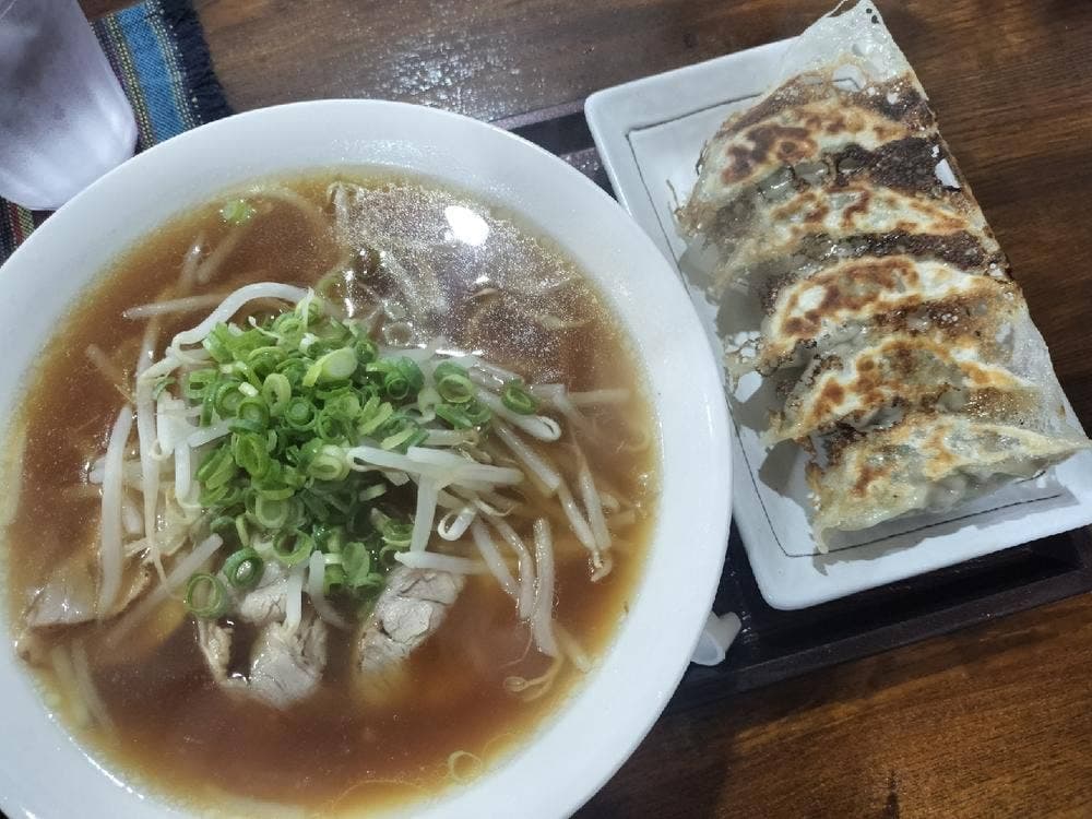 菊マル