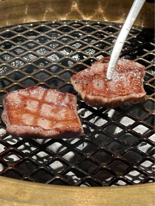 和牛とタン 焼肉とみ 新橋本店 - サブ画像2