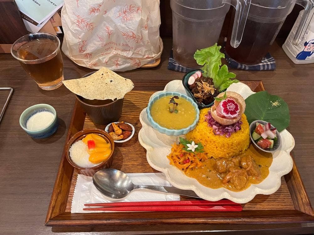 洋食膳 海カレー TAKEUCHI 神保町本店