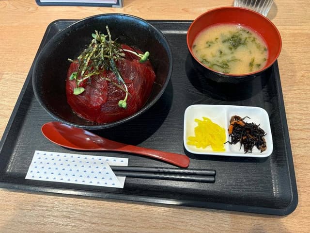 まぐろの漬け丼屋9215 - サブ画像2