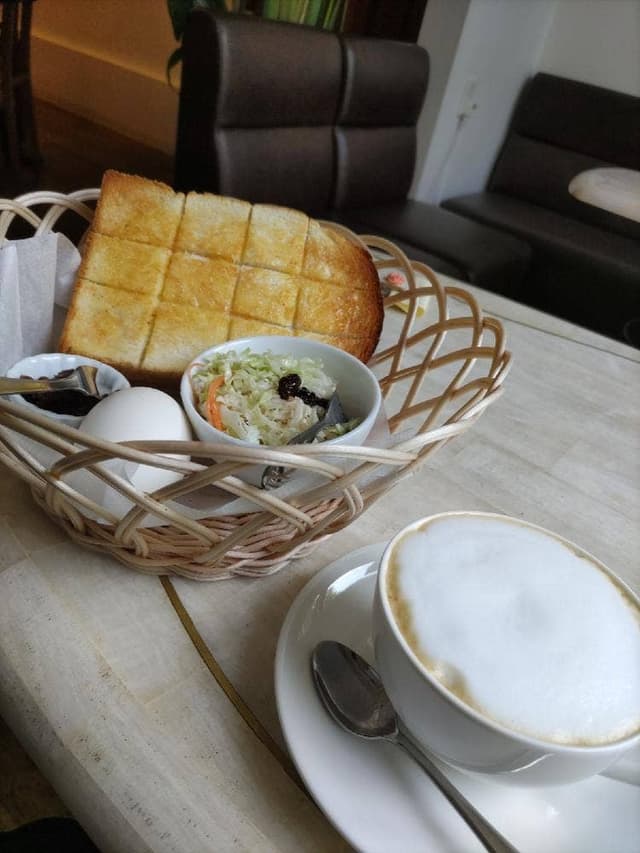 Charis Cafe Gallery - サブ画像2