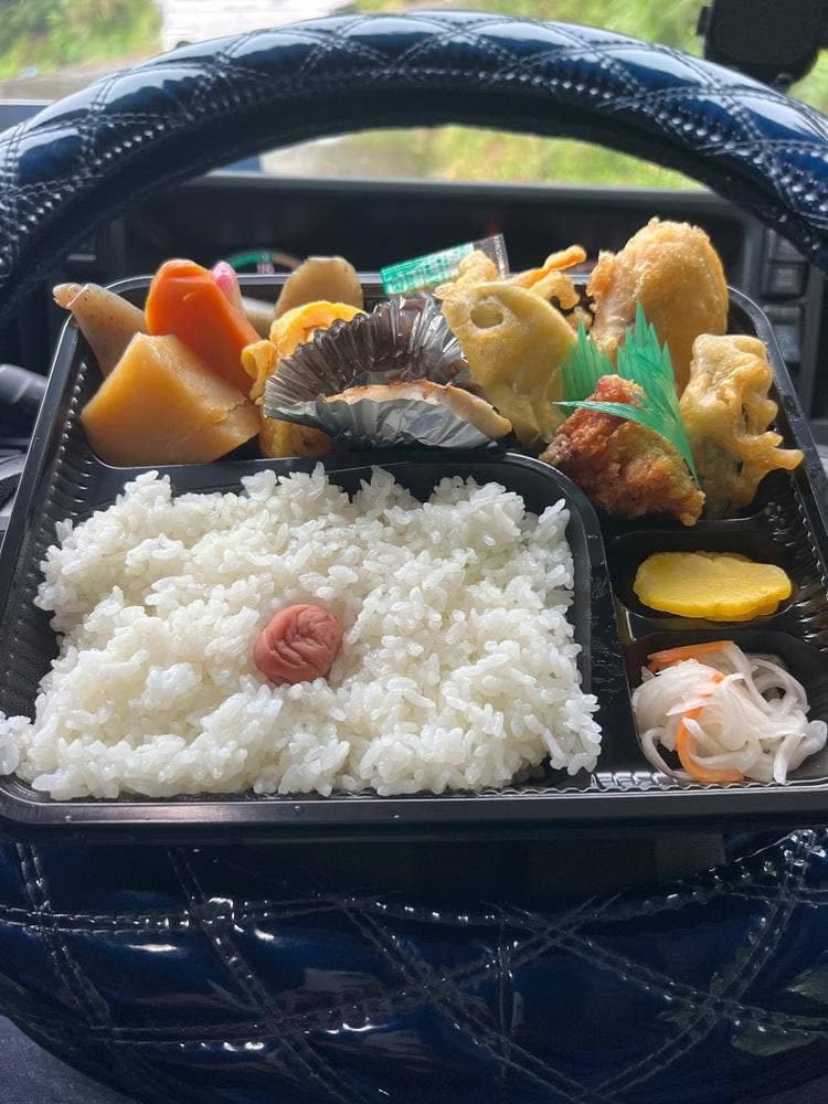 金子からあげ店本店