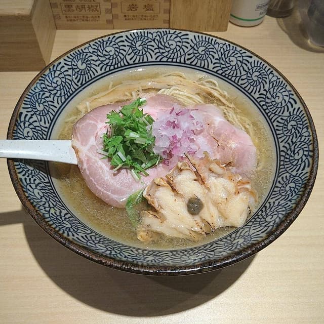 地鶏と蟹 中華そば 礎 - サブ画像2