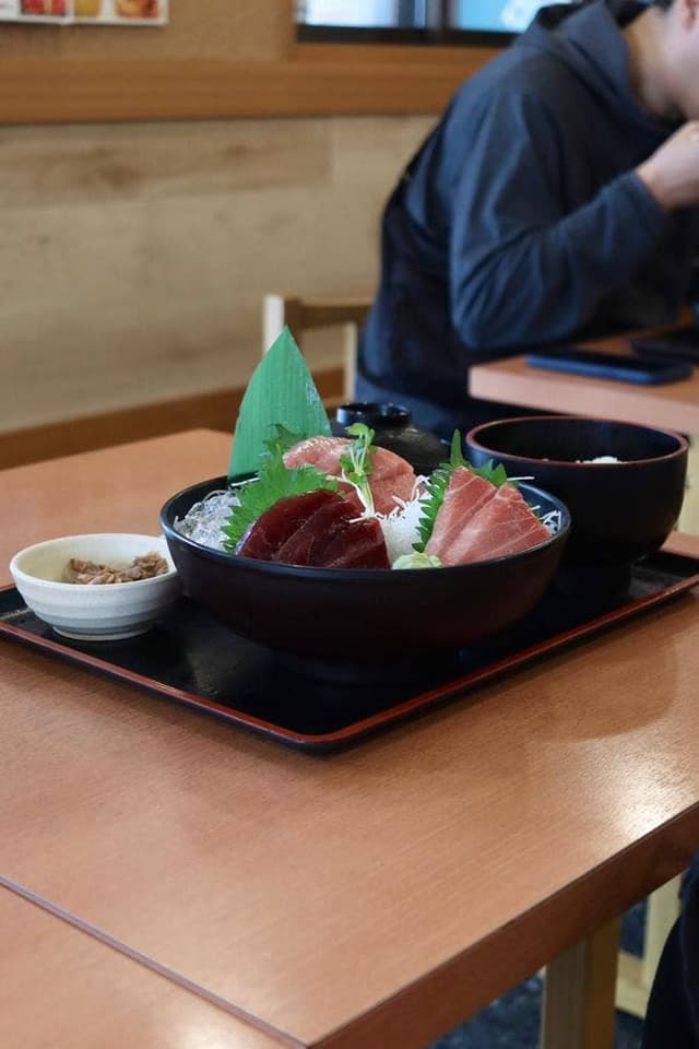 まぐろ食堂 七兵衛丸 - サブ画像2
