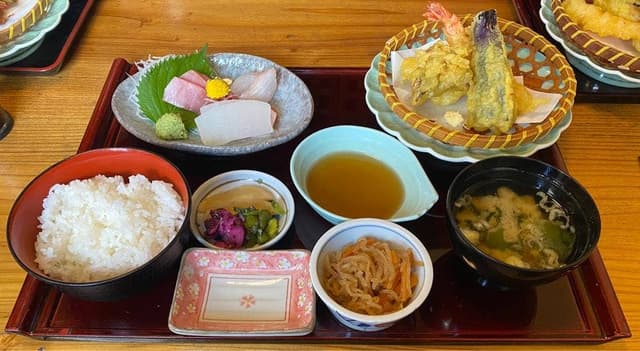 磯料理 田子 - サブ画像1