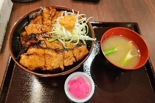 豚丼 小豚家 - サブ画像3