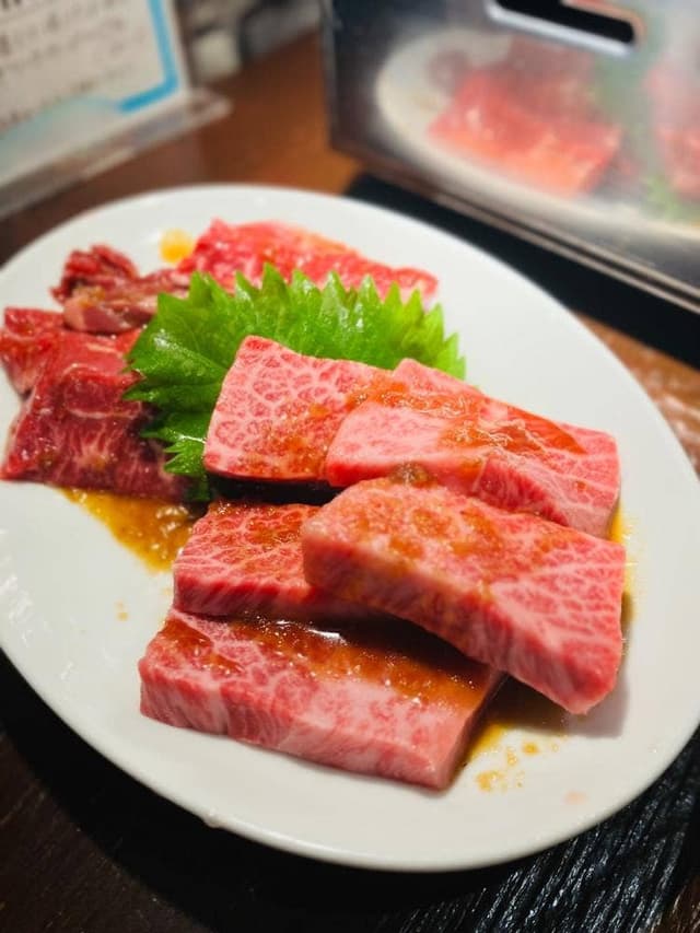 焼肉・新鮮ホルモン肉丸 - サブ画像1
