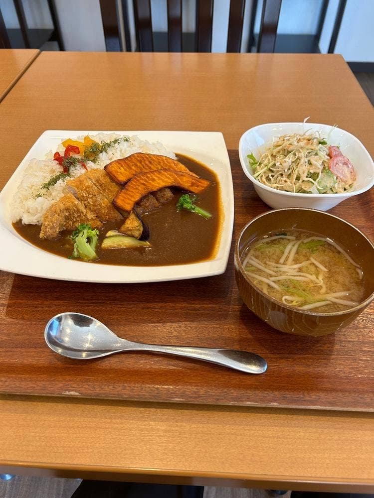 山本鉄筋の社員食堂