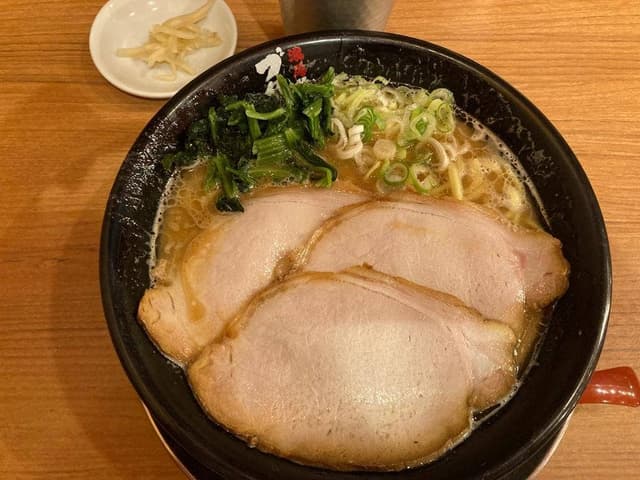 濃厚豚骨醤油ラーメン ブタシャモジ 新潟駅前店 - サブ画像1