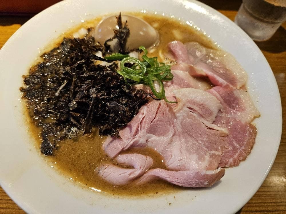 荒町商店中華そば ふじやま