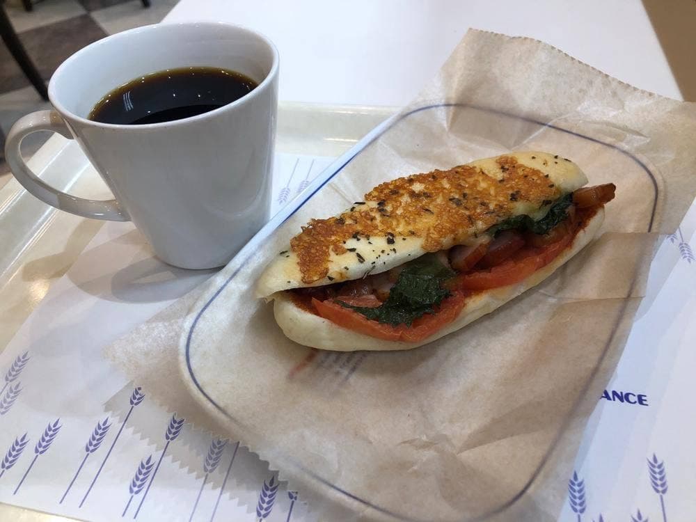 VIE DE FRANCE 西宮店
