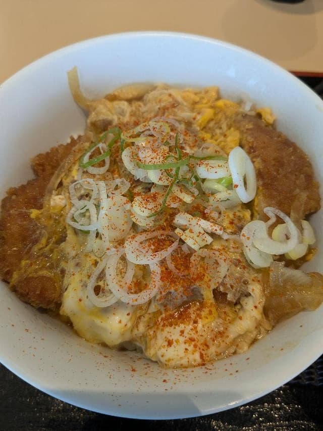 どん丼食堂 ヒライ サンリブくりえいと宗像店 - サブ画像1