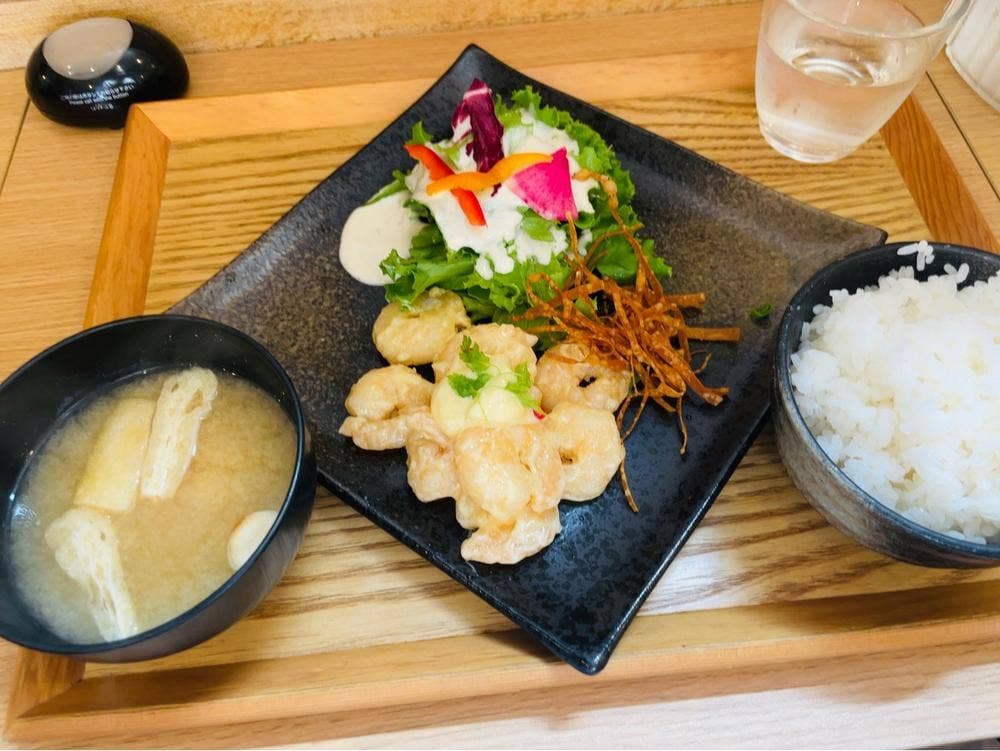 ほっこりごはん屋 輔