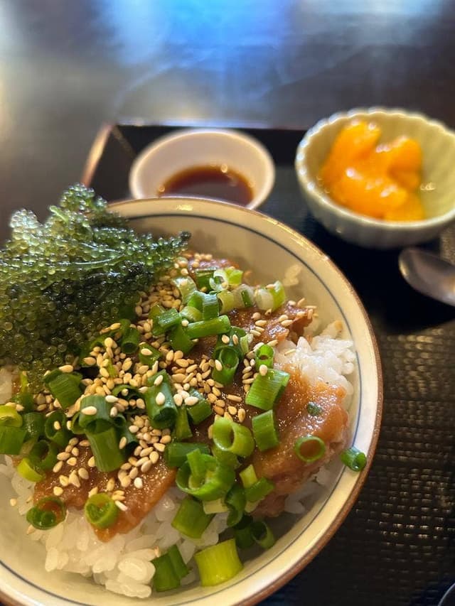 沖縄そば ちばりよ食堂 - サブ画像2