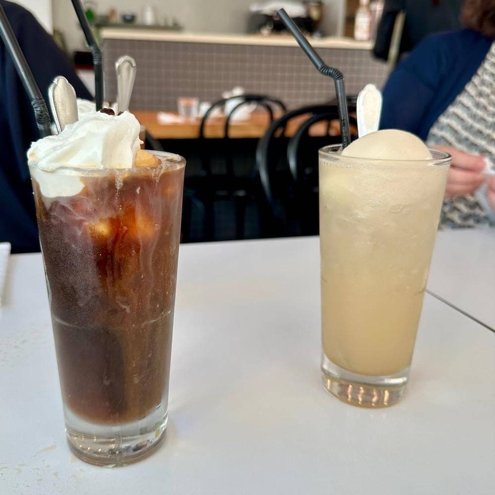 カナルカフェ