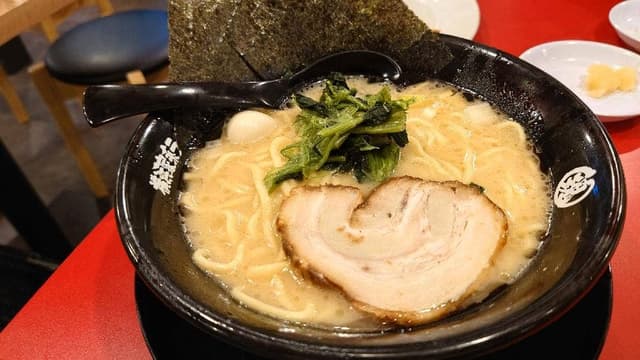 横浜家系ラーメン 大和家 名和店 - サブ画像1