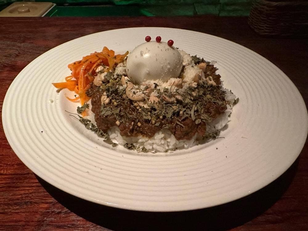 バー&ビストロ エボニー