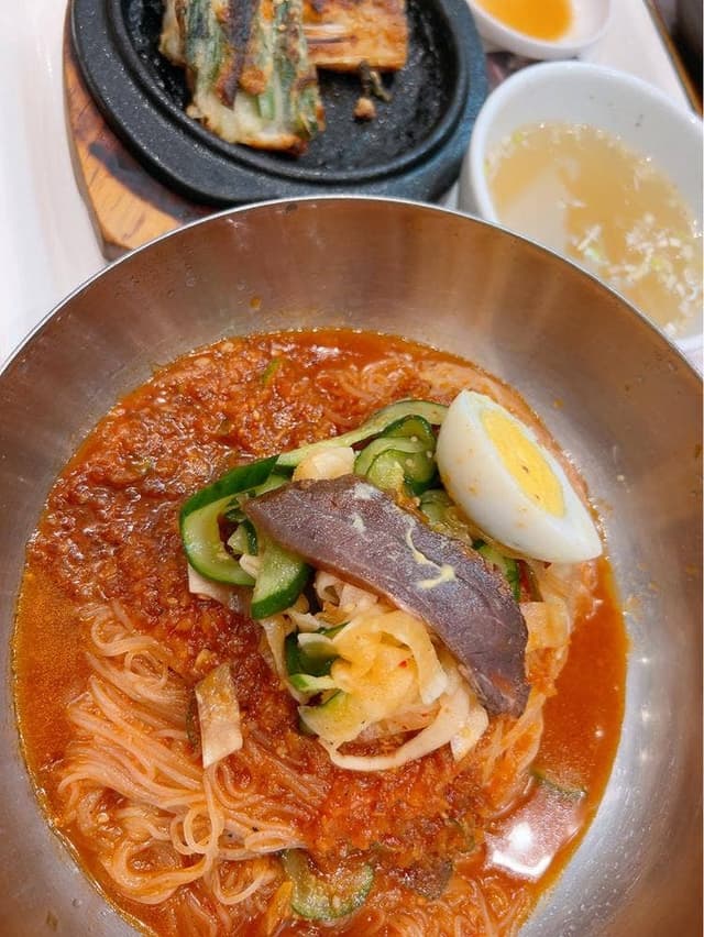 ぴょんぴょん舎 オンマーキッチン ららぽーと新三郷店 - サブ画像1