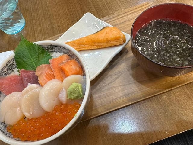 マルイシ食堂 - サブ画像1